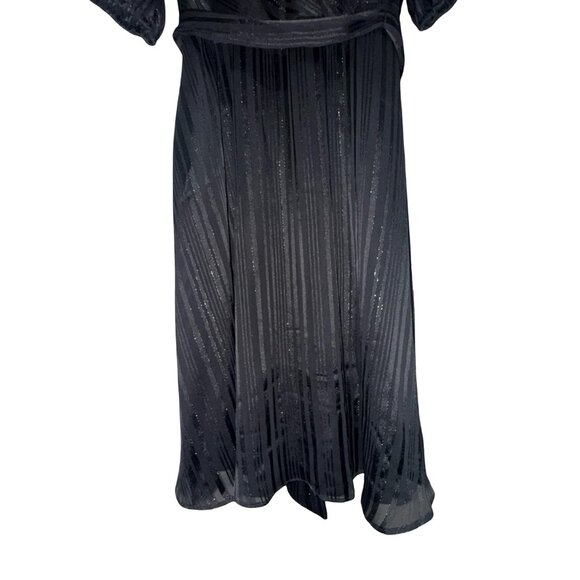 DKNY Black W/ Silver Metallic Striped Faux Wrap Dress W Tie Belt  Sz 8 NWT - Picture 5 of 12